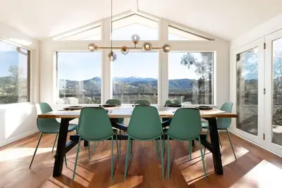Image de Luxury Mountain Getaway w/ Hot Tub & Deck