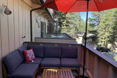 Image de Wilderness condo near Lake Tahoe & skiing - fireplace, balcony, grill, & W/D