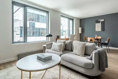 Image de Sleek Hayes Valley 1br w/ On-Site Retail, Yoga & Dining, by Blueground