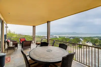Image de Jonestown Condo on Lake Travis w/ 2 Balconies!