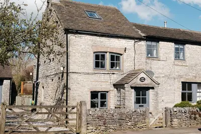 Image de Unique barn conversion in pretty village, close to Buxton. Sleeps 6 in 3 bedrooms.