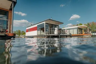 Image de Hausboot für 3 Gäste mit 35m² in Zehdenick