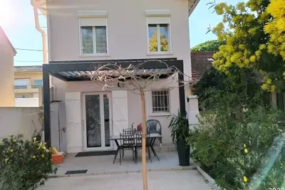 Image de Villa rénovée 4 pièces, proche plage et commerces, jardin et parking, animaux acceptés