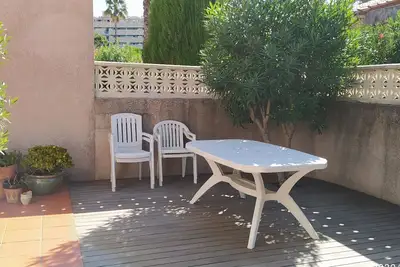 Image de Pavillon Climatisé 4 Pièces Avec Piscine & Tennis, Proche Plage et Port à Saint-Cyprien