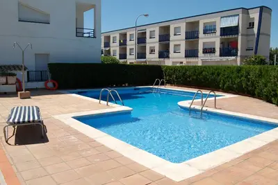 Appartement Rdc avec Grande Terrasse, Jardin et Piscine à 200m de la Plage - Llançà