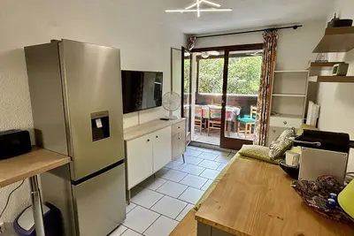 Image de Appartement 2 pièces avec loggia vitrée, piscine et parking à 300m de la plage - Argelès-sur-Mer