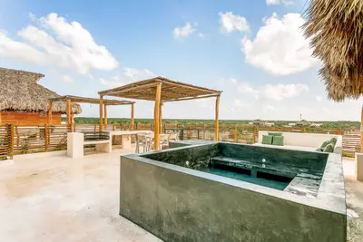 Image de Private Roof Pool Penthouse, Bbq, Gym, 2 Cenotes