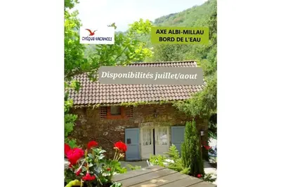 Image de Maison axe Albi-Millau au bord de l 'eau proche Vallée du Tarn avec terrasse.