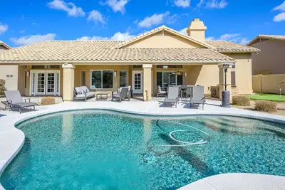 Image de Renovated, Beautifully Decorated in Troon North
