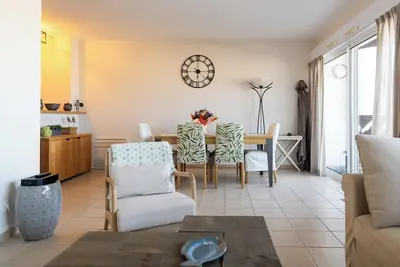 Image de Au Bord des Marinas, Appartement Duplex 4 Pièces Avec Terrasse et vue Imprenable