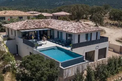 Image de Villa Porra, 8 personnes, Piscine à débordement