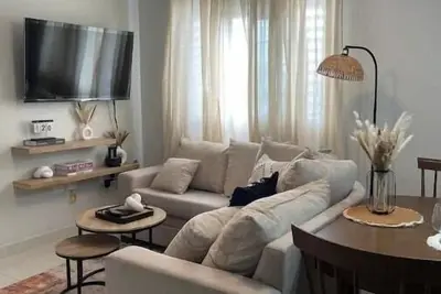 Image de The Wanderers - Boho Bliss 2 Br Apt in Kingston