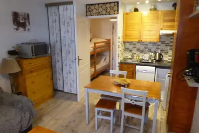 Image de Studio Cabine pour 2 adultes et 2 enfants, place de parking, casier à skis
