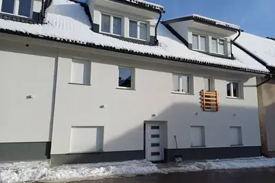 Viktor Ratece/Studio No. 16