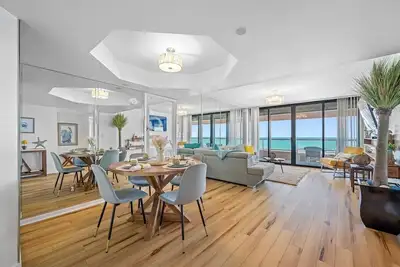 Image de Cbc 2-18f: Beach Front Escape, Book Now!