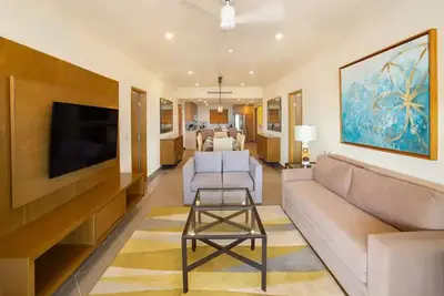 Image de 2br Pool-Ocean Villa La Valencia\n\n