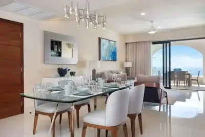 Image de 1br Ocean View Villa la Valencia\n\n