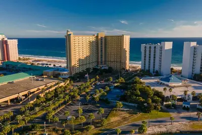 Image de Pelican Beach 1911 (1-Bedroom Condo) with Pool