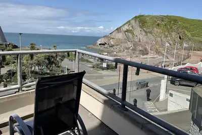 Image de Ilfracombe - Stunning Seaside 2 Bed First Floor Apartment With Sea Front Views.