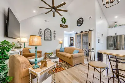 Image de Byron Getaway w\/ Fire Pit - Near Mga & Mercer!