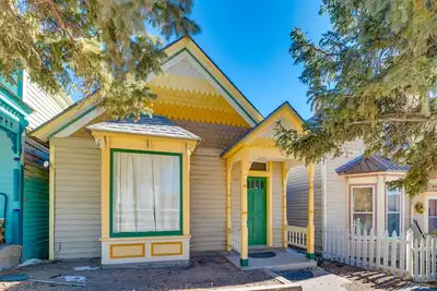 Image de Close to Casinos + Trails: Historic Victor Cottage