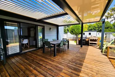Image de Family Ecolodge (Df31) 3 Ch - 2 Badezimmer - Klimaanlage - Wifi - Schwimmbad/Jacuzzi - 2 Terrassen 6 Personen