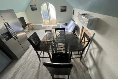 Image de -Pamlico Perch- Entire Top floor with ocean + sound views from private deck.