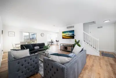 Image de Hot Tub-Pet Friendly-King Bed-Fenced -table tennis