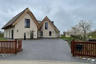 Image de Ferienhaus Inselglück in der Puddeminer Wiek