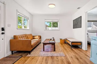 Image de Downtown Paso • 2br/2ba • Walk Everywhere