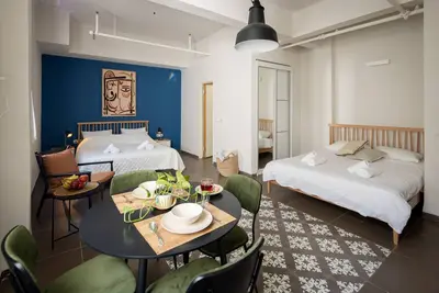 Image de The Printhouse-Boutique Apt by SeaNRent