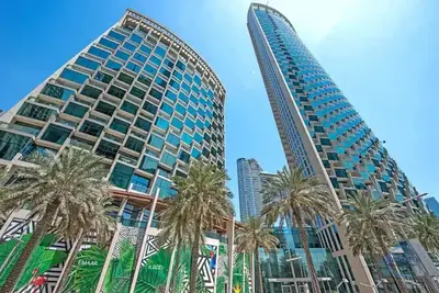 Image de Burj Khalifa Metro & Mall Access