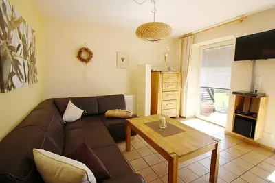 Image de Unsere Ferienwohnung \"seestern\" ist die Rechte Doppelhaushälfte im Ferienhaus