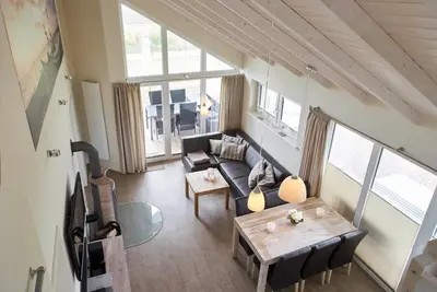 Image de Ihr 5 Sterne Luxus Wellnesshaus Lotsenhus\" Bietet auf ca