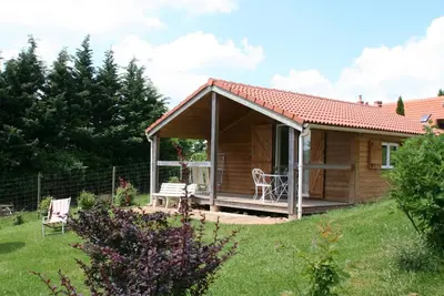 Image de Chalet familial avec piscine et animaux, 5 pers. , terrasse couverte, proche de Montluçon et Gannat
