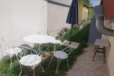 Image de Petit Logement indépendant - calme avec cour sécurisée - 10 minutes de troyes