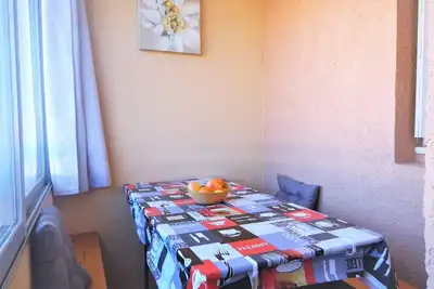 Image de Appartement 2 pièces avec loggia, garage, 3 min de la mer, classé 2 étoiles, ménage inclus