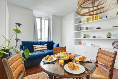 Image de Studio Dans Le Marais - À 2 Pas de La Place des Vosges: Charme Parisien Assuré