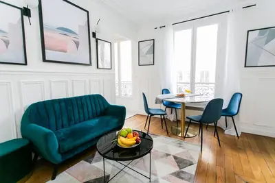 Image de 2 Chambres Bon Marché - St. Germain: Profitez du Luxe et du Charme Parisiens