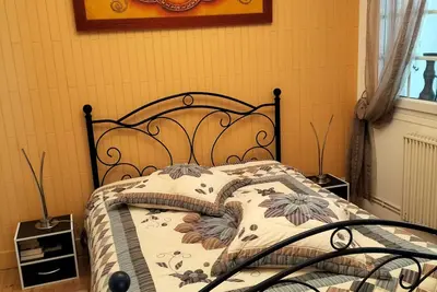 Image de A Louer Chambre, lit Double, Tout Confort, Draps Fournis, Double Vitrage,