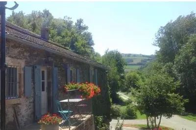 Image de Gite Dans Maison Pour 2 Pers axe Albi-millau Bord de L'eau Vallée du Tarn