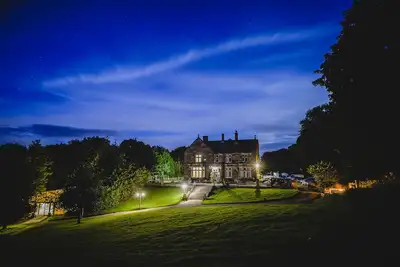 Image de Large Victorian country house in the heart of the Peak District with 22 bedrooms