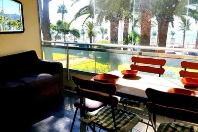 Image de Appartement rénové avec terrasse face a la mer