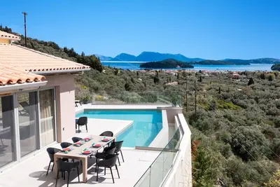 Image de Villa Angelou Nidri by Villa Plus