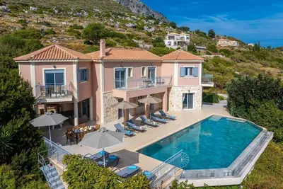 Image de Villa Estiasi by Villa Plus