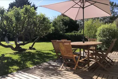 Image de La Camuche, Maison Ancienne Avec Joli Jardin Clos, Proche Omaha Beach & Bayeux