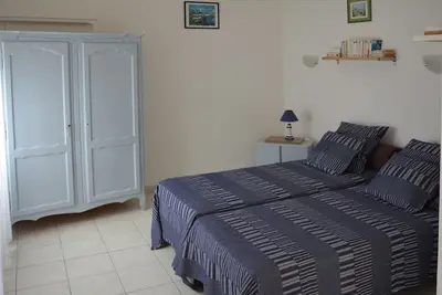 Image de a deux pas de la cote sauvage studio pour deux personnes.