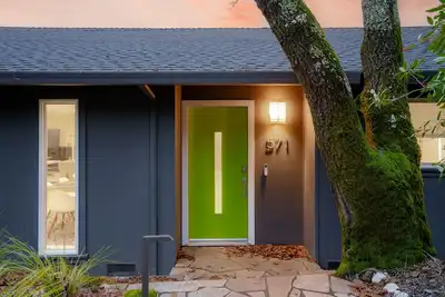 Image de Sonoma Vista Home! Modern. Serene. Wine Retreat! Downtown and Wine Country!