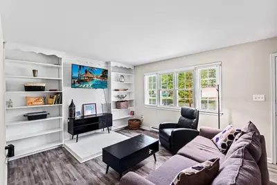 Image de Charming Home Minutes from Town! Close to Golf Course and Kings Dominion!