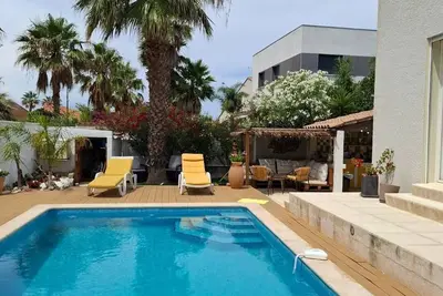 Image de Belle Villa Avec Piscine Et Climatisation A St Cyprien